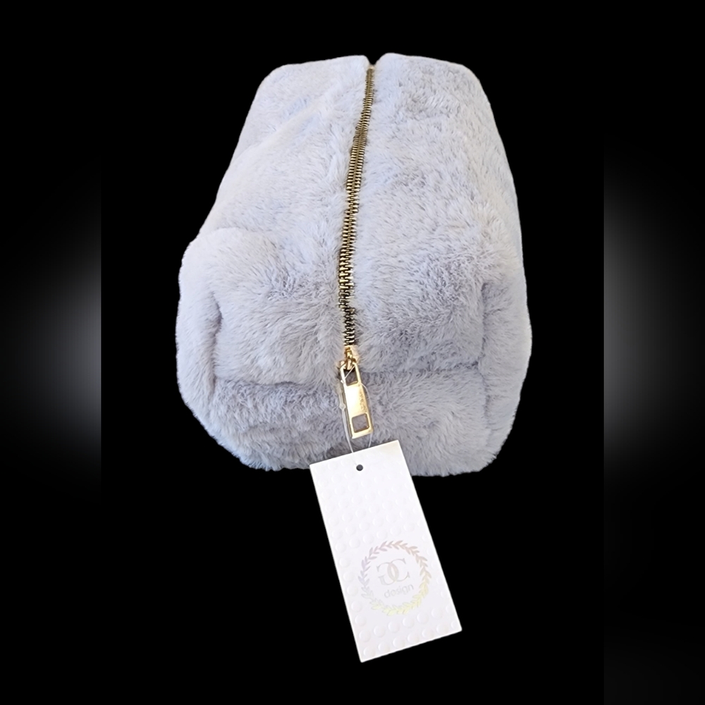 Gray Make-up  / Cosmetics bag | Toiletry Bag | Travel Organizer | Fuax F…